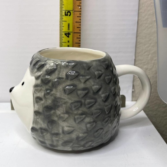 Hedge Hog Mugs by Pacific Home set of 2 Gray & White - Picture 3 of 5